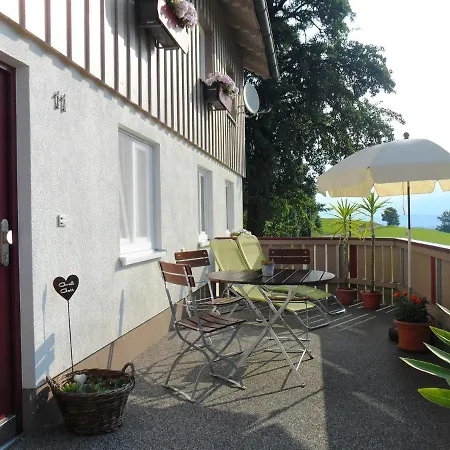Ferienwohnung Pur *